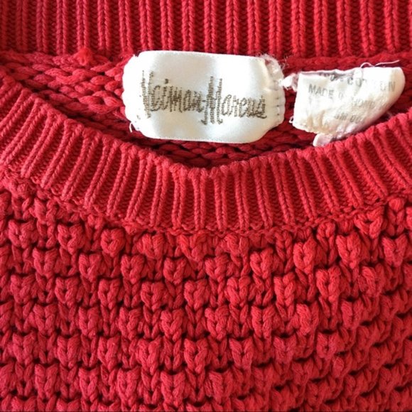 NEIMAN MARCUS OVERSIZED HOT RED VINTAGE SWEATER - Picture 2 of 4